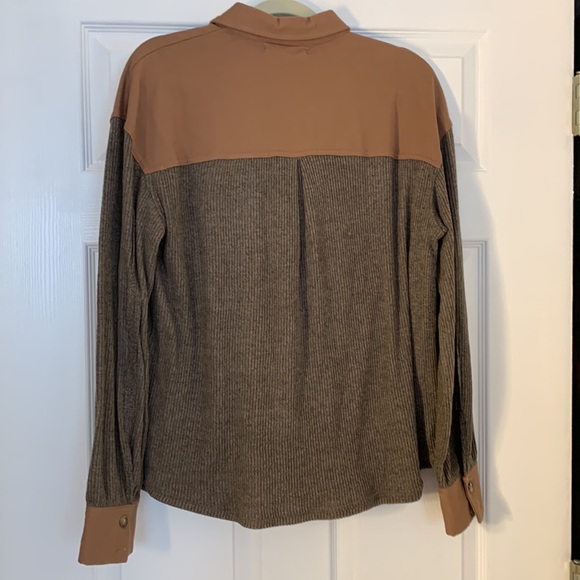 Free Your Heart Apparel Oversized button up Shacket - Picture 2 of 2